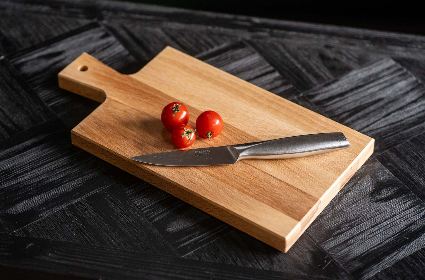 Snijplank - Borrelplank Traditional Medium - Met naam of logo gravering - 31,5 cm x 16 cm - houtensnijplankenmetlogo.nl