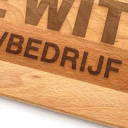 Snijplank - Borrelplank Traditional Medium - Met naam of logo gravering - 31,5 cm x 16 cm - houtensnijplankenmetlogo.nl